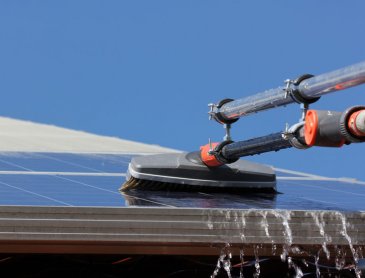 Entreprise spécialisée nettoyage panneaux photovoltaïques à Roanne