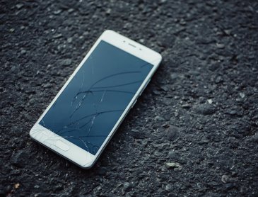Intervention rapide pour réparation vitre fissurée Samsung Galaxy S7 à Roanne