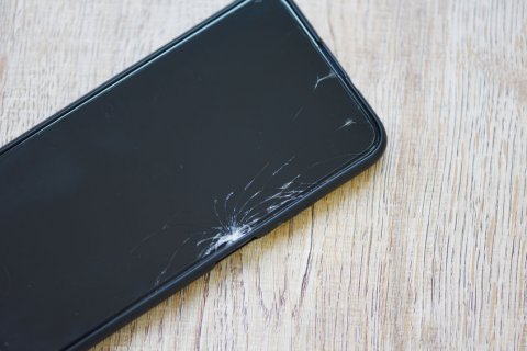 Devis pour réparation écran Iphone cassé à Roanne